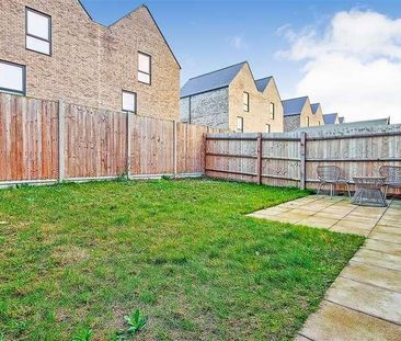 Gregory Park Mews, Cambridge, CB5 - Photo 5