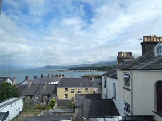 Upper Garth Road, Bangor, Gwynedd, LL57 - Photo 1