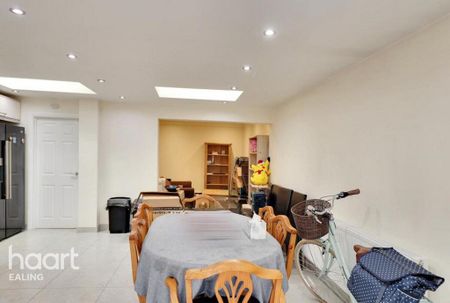 5 bedroom semi-detached house to rent - Photo 3