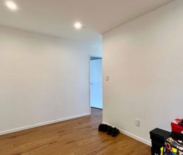 Space for Days!! 4-Bedroom Home - Photo 1