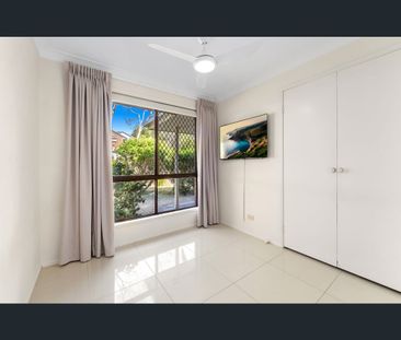 2 Middlemiss Street, Everton Park, Qld 4053 - Photo 1