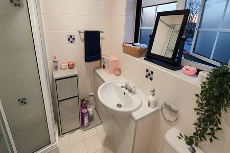 3 bedroom terraced house to rent - Photo 5