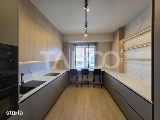 Apartament 3 camere 85 mpu 2 bai bloc cu lift zona Rahovei - Photo 1