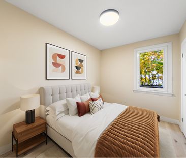 For Lease - 260 West 16th Street, Hamilton, Ontario - Photo 2