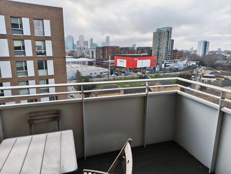 Room in a Shared Flat, Ivy Point, E3 - Photo 3