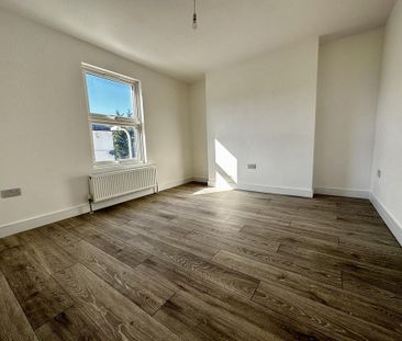 1 bedroom in a house share to rent - Photo 6