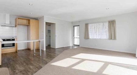 142a Lynwood Road, New Lynn, Auckland - Photo 4