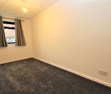 The Ridgedales, Coleridge Road, Oldham - Photo 5