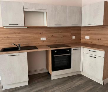 Location Appartement 2 pièces 60m² BRIOUDE 43100 - Photo 3