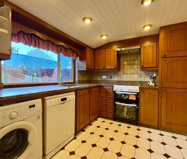 Napier Close, West Drayton - Photo 6