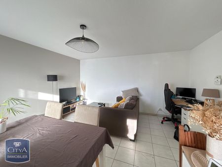 Location Appartement 2 pièces 46m² TARBES 65000 - Photo 2