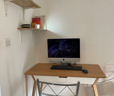 Studio Flat, Hatcham Park Mews, SE14 - Photo 5