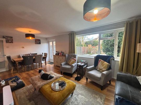 3 bedroom terraced house to rent - Photo 1