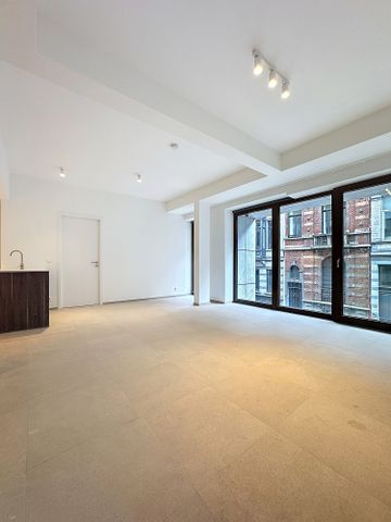 Live with the Owner - Photo 2
