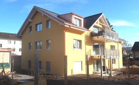 Moderne 4.5-Zimmer-Wohnung an ruhiger Lage - Photo 2