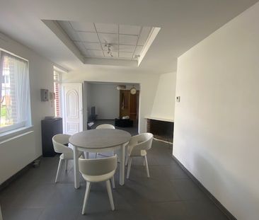 Location Appartement 2 pièces 58m² LILLE 59160 - Photo 3