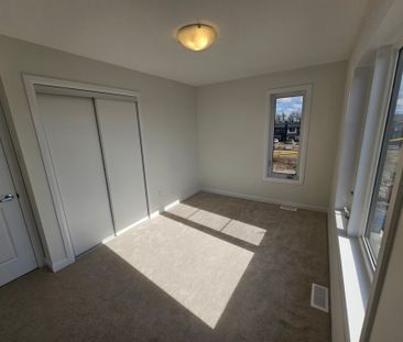 For Lease - 340 Raheen Court, Barrhaven, Ontario - Photo 6