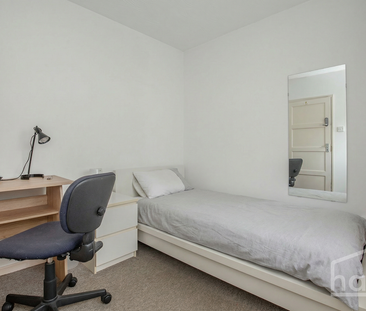 4 bedroom terraced house to rent - Photo 4