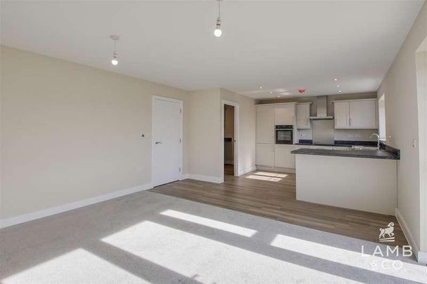 Park Gate Corner, Little Clacton, CO16 - Photo 1