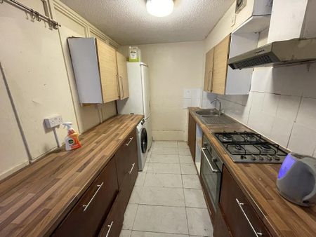 1 bedroom flat to rent - Photo 4