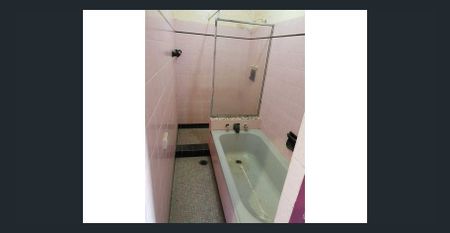 Conveniently Located One-Bedroom Apartment - Photo 4