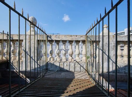 Largo Vitorino Damásio, Lisbon, Lisbon 1200-872 - Photo 1