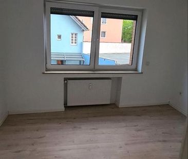 ALLES NEU!! 3-Zi.-Whg. + Balkon in Lev Wiesdorf - Foto 1
