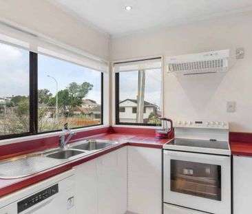 Space with MacLeans College Zone,4 bedrooms, 3 bathrooms..... - Photo 5
