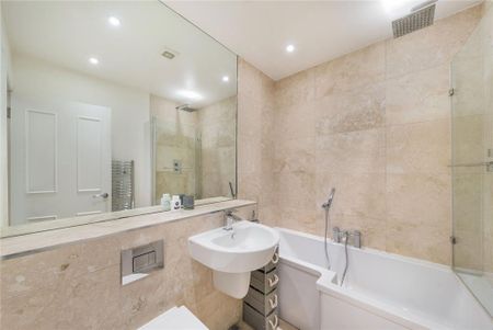 3 bedroom flat to rent - Photo 5