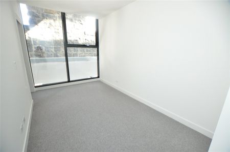 304/28-44 Bouverie Street - Photo 5