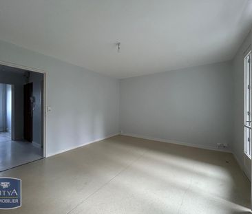 Location Appartement 1 pièce 33m² CHATEAUROUX 36000 - Photo 3