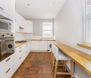 Effra Road - Photo 2