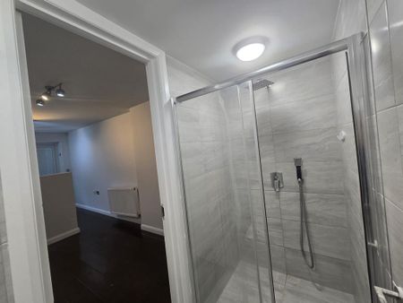 Studio to rent - Photo 5