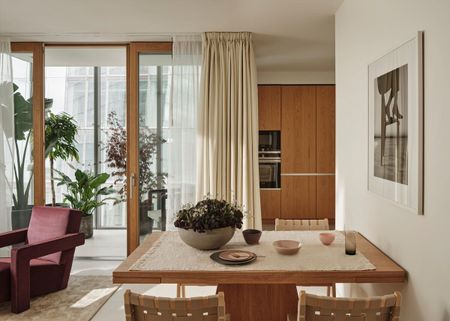Knight Frank are delighted to present Shard Place - a selection of 2 & 3 bed apartments. Available now! - Photo 3