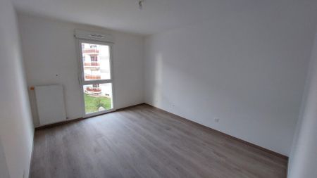 location Appartement T2 DE 43.53m² À CLUSES - Photo 5