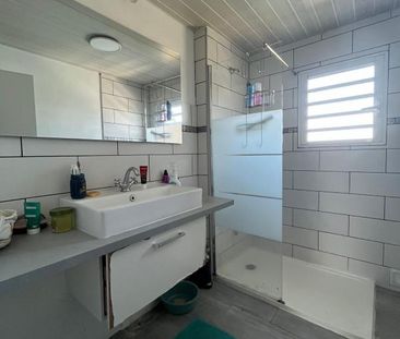 Location Appartement 2 pièces Meublé 114m² LE TAMPON 97430 - Photo 1