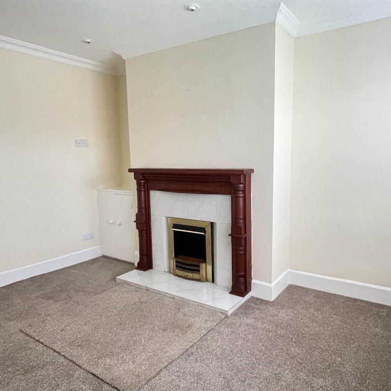 110 Stream Street, Downpatrick, BT30 6DF - Photo 1