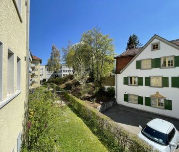 Wunderschöne Wohnung mit Balkon direkt beim Silberturm - Photo 2