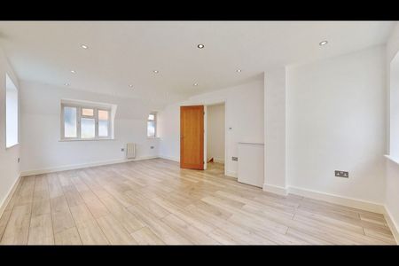 1 Bed Flat, Golders Green Road, NW11 - Photo 2