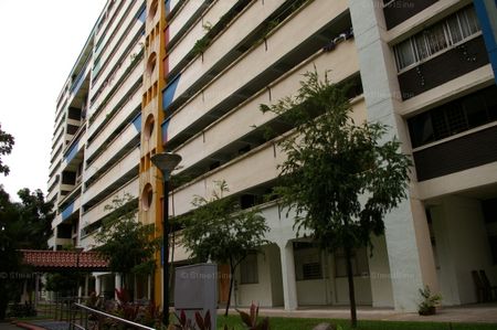 Blk 240 Gombak Gardens (Bukit Batok), HDB 3 Rooms - For Rent - Photo 5