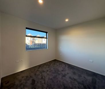 Brand New Duplex!! - Photo 5