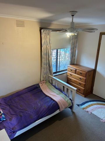 Doncaster East - Photo 2