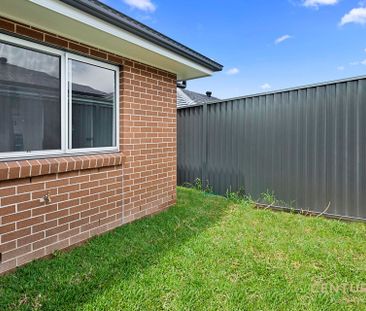 Modern 2 Bedroom Granny Flat with Nbn and Water Usage Included !! - Photo 5