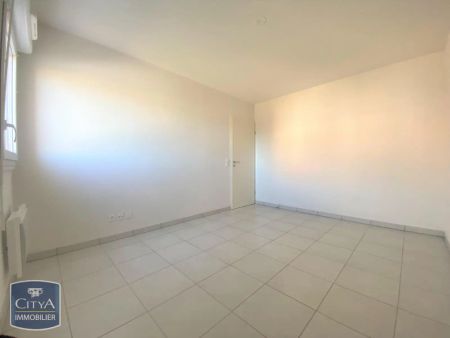 Appartement à louer 4 pièces 82m² - Photo 3