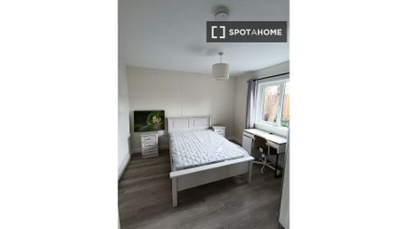 2-bedroom apartment for rent in Cabra-Drumcondra, Dublin - Photo 3