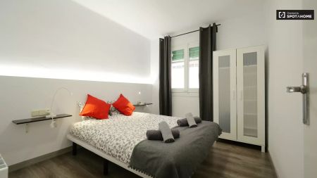 Rooms for rent in a 2-Bedrooms apartment in L'Hospitalet - Photo 3