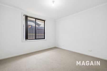1A Oliver St, Christie Downs SA 5164 - House For Rent | Domain - Photo 4