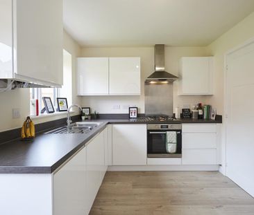 2 bedroom semi-detached house to rent - Photo 4