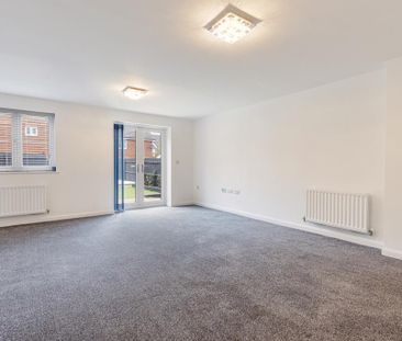 4 bedroom terraced house to rent - Photo 1