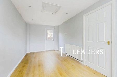 3 bedroom house to rent - Photo 2